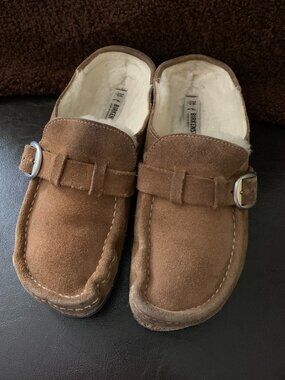 Birkenstock slid on - can use a good suede brush cleaning - cheaper than new